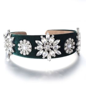 Retro Baroque Pearl Rhinestone Headband (Color: Green)