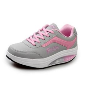 Wholesale Women's Sports Shoes Low-top New Style Shaking Women's Shoes Low-top Casual Sports Women's Shoes Manufacturers Foreign Trade (Option: Pink-36)